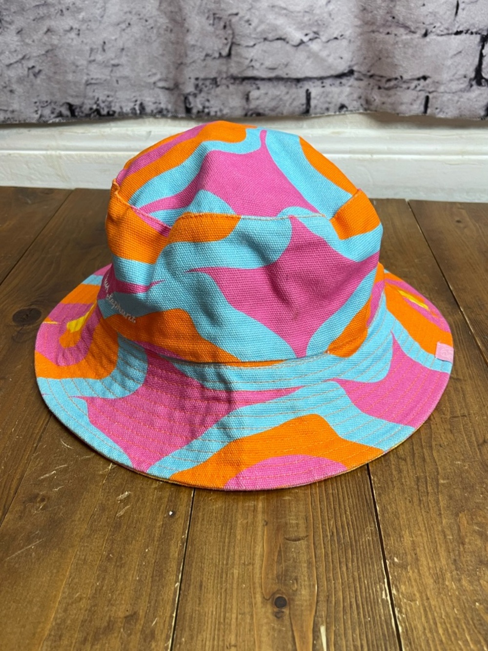 Drunk elephant Womens bucket hat bright colorful design - Picture 3 of 6